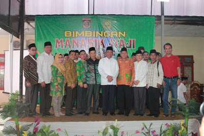 Bupati Lamteng Hadiri Bimbingan Manasik Haji Massal