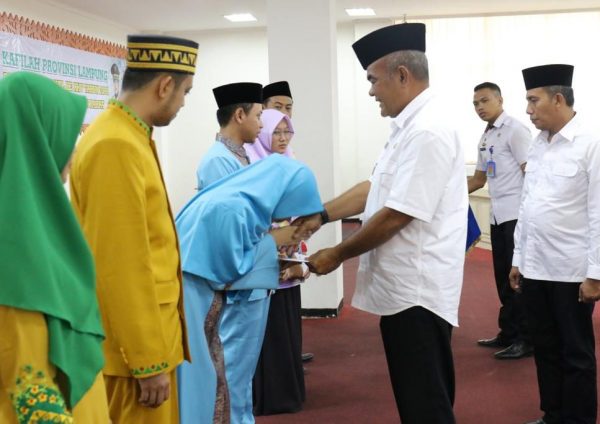 Atas Nama Gubernur, Irwan Sihar Marpaung Lepas 16 Kafilah Lampung Seleksi ke STQ Nasional