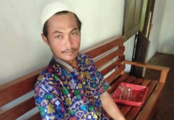 Oknum Kades Di Lampung Timur, Aniaya Warga di Depan Masjid?