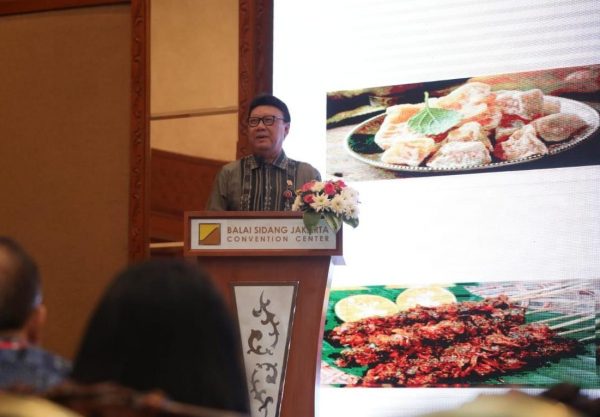 Mendagri: Pemerintah Daerah Harus Mampu Menggali Potensi SDA, Budaya, dan Pariwisata