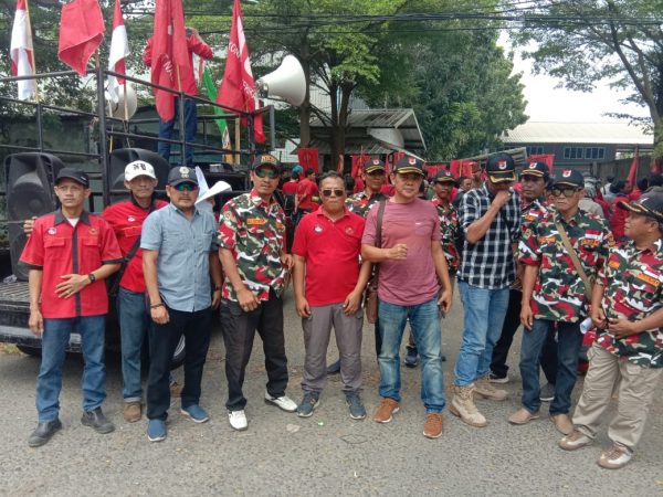 Dinilai Semena Mena Pada Pekerja, PT Sumber Batu Berkah Didemo Serikat Buruh