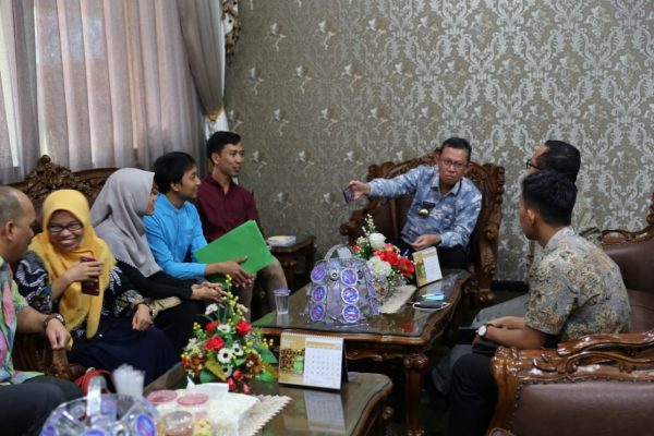 Pemprov Lampung Dukung World Indonesia Scholarship