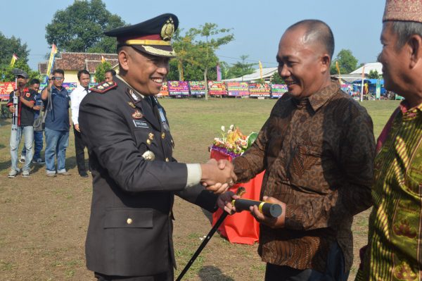 Upacara HUT Bhayangkara 73, Polres Tuba Reward Tokoh Masyarakat