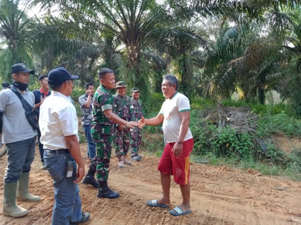 Tinjau Lokasi TMMD Mengendarai Motor Trail, Ini Pesan Dandim 0401/Muba