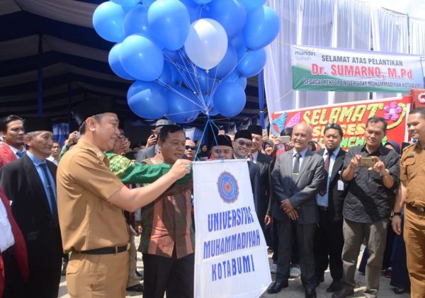 Bupati Agung Hadiri Peresmian dan Pelantikan Rektor UM Kotabumi