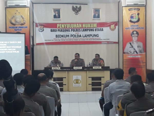 Personil Polres Lampung Utara Menerima Penyuluhan Hukum dari Bidkum Polda Lampung