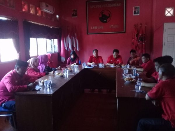 Ketua DPC PDI Perjuangan Lampung Utara Rapat Koordinasi Internal Partai Perdana
