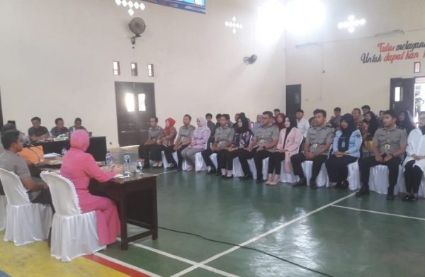 Kapolres Pimpin Sidang Nikah 6 Personil Polres Lampung Utara