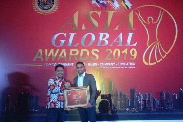 Iti Octavia Dinobatkan Sebagai Bupati Terbaik Se-Asia