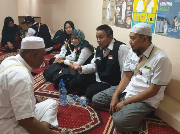 Tim Pemandu Haji Penyuluhan Kesehatan Kedapa Calon Jamaah