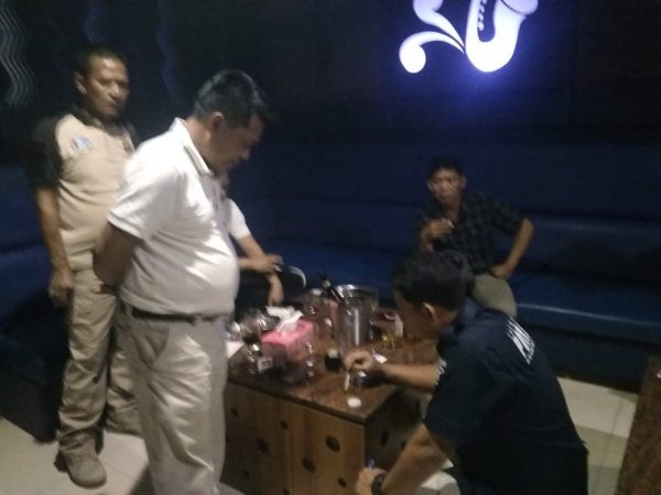 Direktorat Narkoba Rajia Karaoke Tanaka, New Dwipa, Citra, Avatar, dan 3D, Beberapa Orang Positif Diperiksa