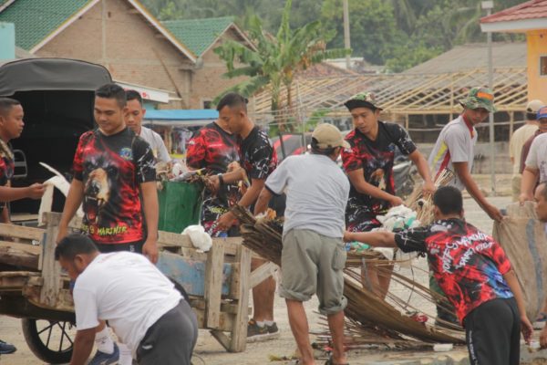 Marinir Yon 7 dan 9 Brigif 4 Bindesir Pantai Ketapang