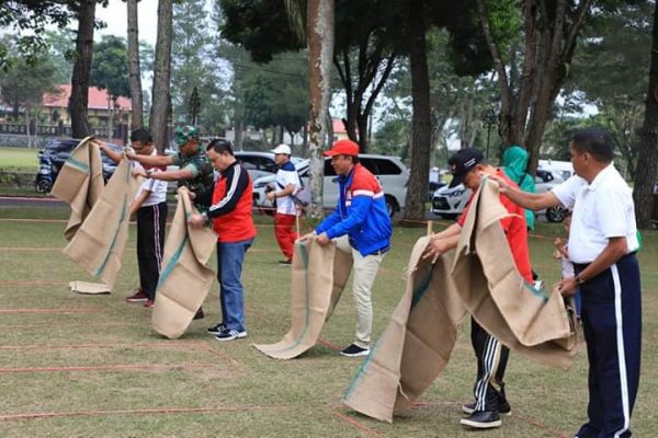 Semarakkan HUT RI 74 Pemkab Lambar Gelar Olahraga Tradisional