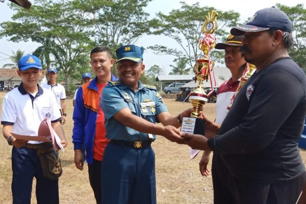 Meriahkan HUT Kemerdekaan ke-74 RI, Kimal Lampura Gelar Lomba Tarik Tambang