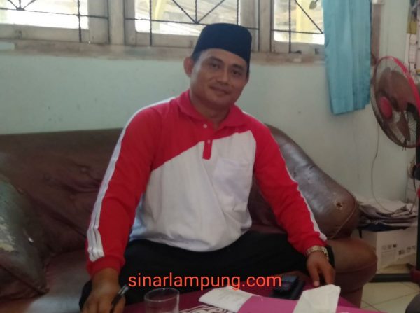 Kepala Sekolah Dan Ketua Komite SMK PGRI 1 Labuhan Ratu Diduga Kibuli Orang Tua Murid