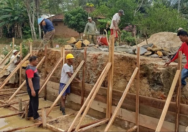 Dana Desa Tahap Dua Desa Kejadian Bangun Jembatan Tiga Sumur Bor dan Tribun