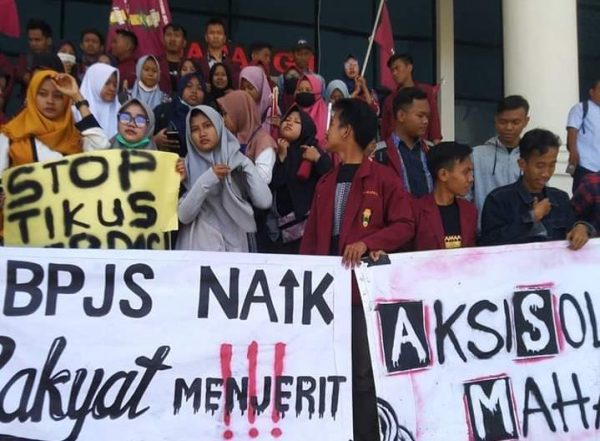 Mahasiswa IMM Pringsewu Gelar Aksi Tolak BPJS