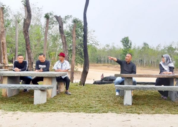 Wagub Nunik Kongkow Dengan Bupati Tulang Bawang Barat