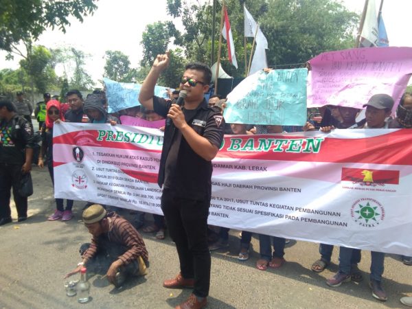 Banyak Kasus Mandeg, Presidium NGO Kirim Menyan Kejaksaan Tinggi Banten