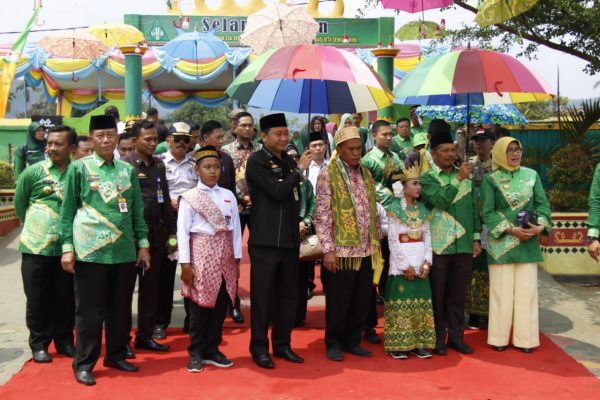 Bupati Lampura Dampingi Tim Verifikasi dan Penilaian LSS-UKS/M di SD Negeri 2 Subik