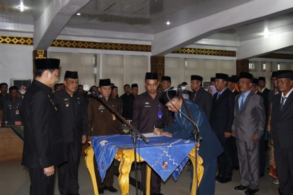 Pemkab Lampura Roling 80 Pejabat Eselon