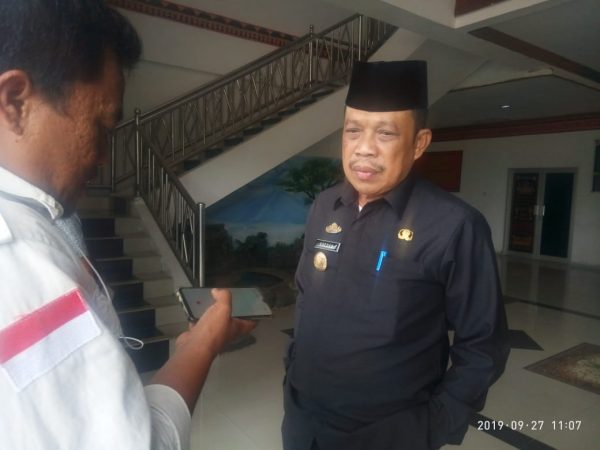 Pemkab Lampura akan Pertimbangkan Dukungan Warga Pertahankan Pj. Kades Sidomukti