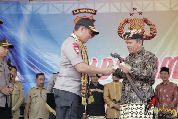 Waka Polda Brigjen Pol Sudarsono Pimpin Bakti Sosial Kesehatan di Jabung