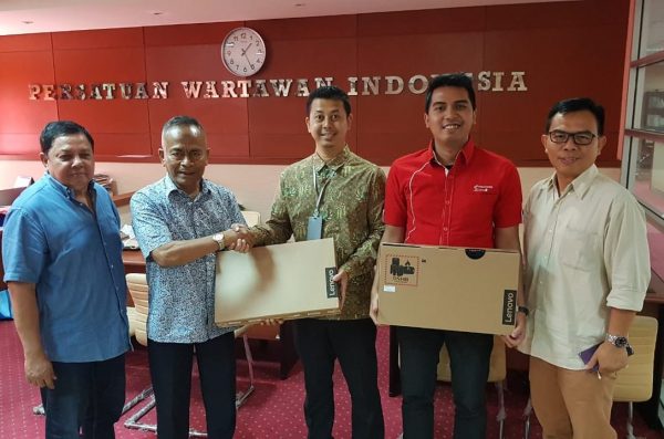 Jajaki Kerjasama Telkomsel Kunjungi PWI Pusat