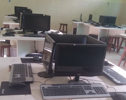 Tarik Rp200 Ribu Persiswa, SMP Negeri 1 Pekolangan Beli Komputer Bekas SPJ Dana Bosnya Mencurigakan