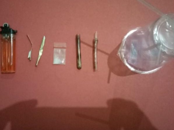  Satnarkoba Polres Mesuji Tangkap Dua Pemuda dan Satu Wanita di Kontrakan Simpang Pematang