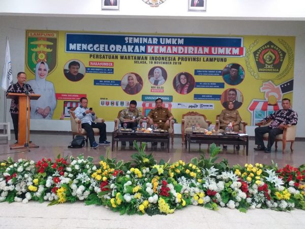 Mahasiswa Dari Berbagai Universitas Ramaikan Seminar UMKM PWI Lampung