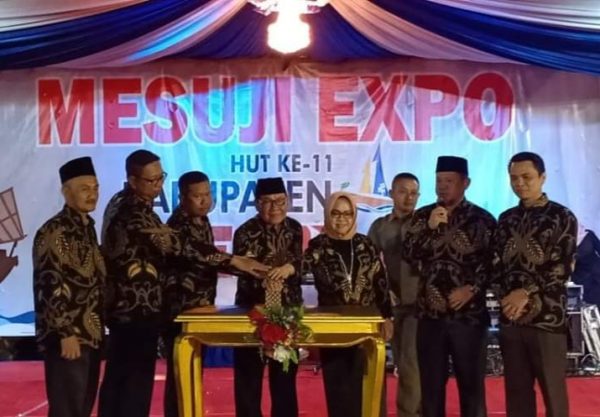 Pemkab Mesuji Buka Pameran Mesuji Expo Menyambut HUT Mesuji Yang Ke XI