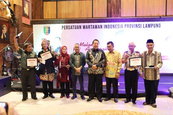 13 Tokoh Masyarakat Penerima Tjindarboemi Award 2019 Ini Daftarnya