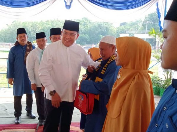 Bupati Muba Lepas 163 Jamaah Umroh di Ponpes Salamun Aitam Islamic Idol