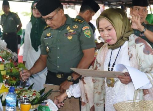 Koramil 429-08/Raman Utara Juara Kompetisi Nasi Tumpeng