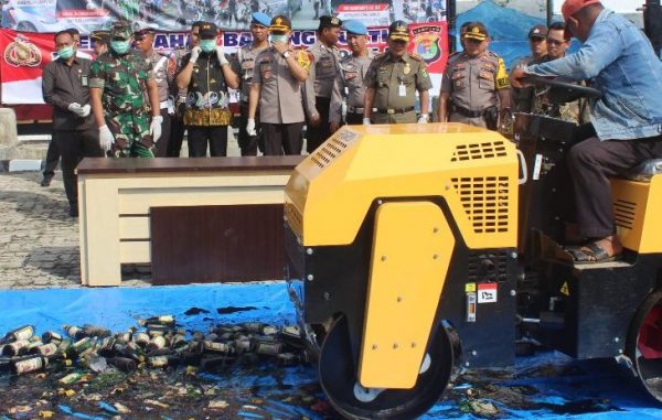 Kapolres dan Wabup Tanggamus ‘Lindes’ BB Ops  Cempaka Krakatau