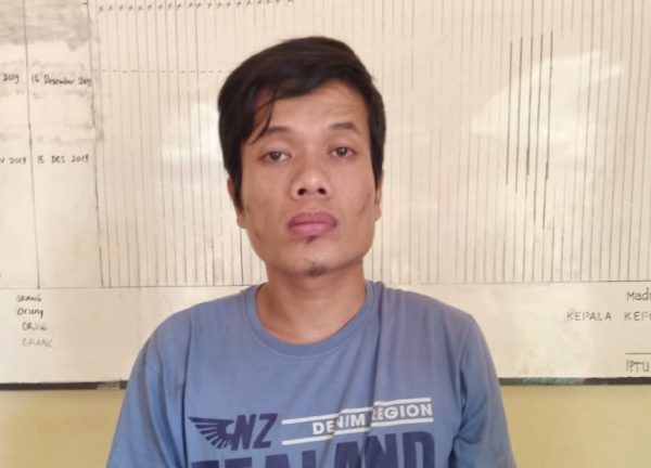 Sikat Burung Angkatan Laut Robi Diringkus Polres Lampung Utara