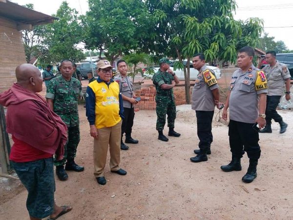 Kapolres Mesuji Dampingi Bupati Saply Tinjau Lokasi Kerusuhan Register 45