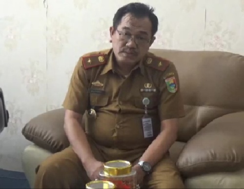 Stiker Penerima PKH Tanggamus Tidak Perlu Regulasi