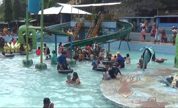 Liburan Tahun Baru Lokasi Wisata di Tanggamus di Padati Pengunjung