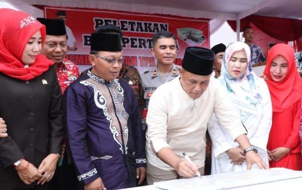 Nanang Ermanto Resmikan Pembangunan TPA Al Hidayah Jati Agung
