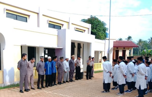 Sat Binmas Polres Lampung Utara Beri Penyuluhan Kamtibmas Kepada Pelajar