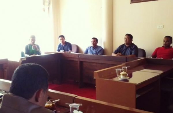 Laporannya Dicuekin Polres Lamtim, Korban Penipuan Mengadu ke DPRD