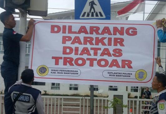 Tindak Tegas Pelanggar Trotoar, Dishub Muba akan Kunci Roda Kendaraan Lalu Seret ke Pengadilan