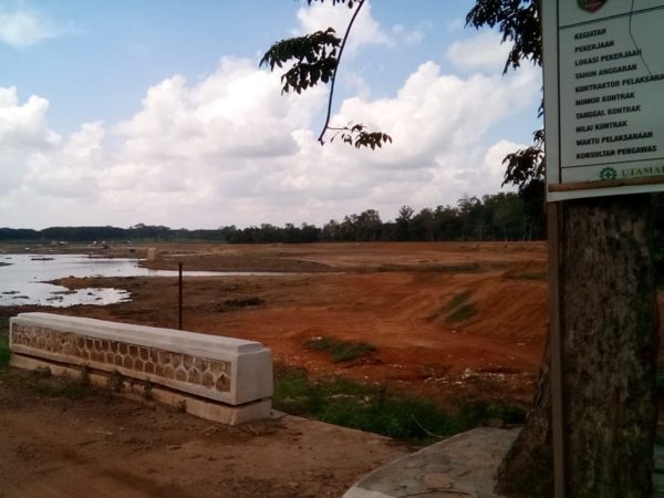 Revitalisasi Bendungan Way Tebebe Rp1,4 Miliar di Lampung Utara Asal Jadi?