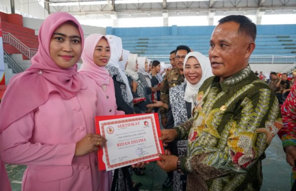 Nanang Ermanto Hadiri Pengukuhan Bidan Delima Kabupaten Lampung Selatan