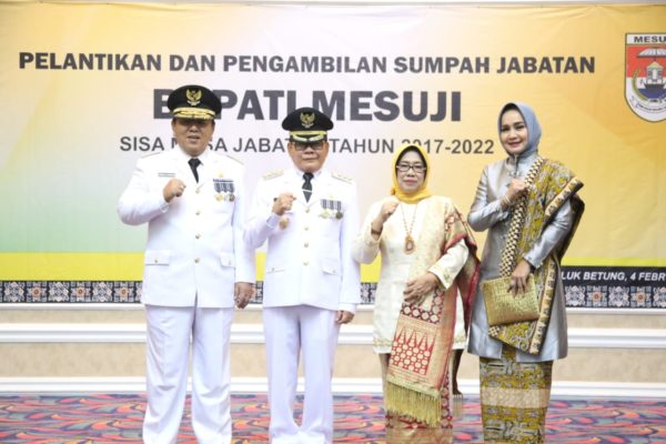 Ny. Riana Arinal Lantik Neliwati Saply sebagai Ketua TP PKK dan Ketua Dekranasda Kabupaten Mesuji