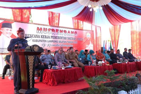 Pemkab Lamsel Kucurkan Dana Pembangunan Rp. 43 Miliar Untuk Kecamatan Penengahan