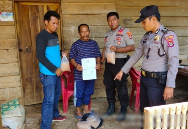 Ops. Cempaka Krakatau 2020: Polsek Rebang Tangkas Sita Puluhan Liter Tuak