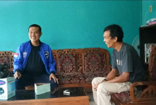 Ketua DPC PD Lampura Sambangi Sekretariat SMSI Lampura